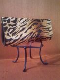 Clutch Tigre em Cetim reta